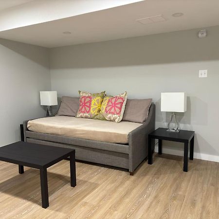 Boardwalk Homes - Vacation Homes & Executive Suites Кичънър Екстериор снимка